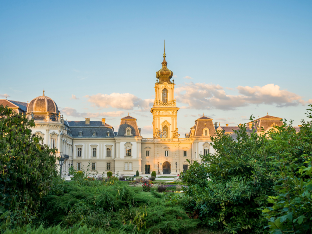 Hungarian Palaces - Palaces in Hungary